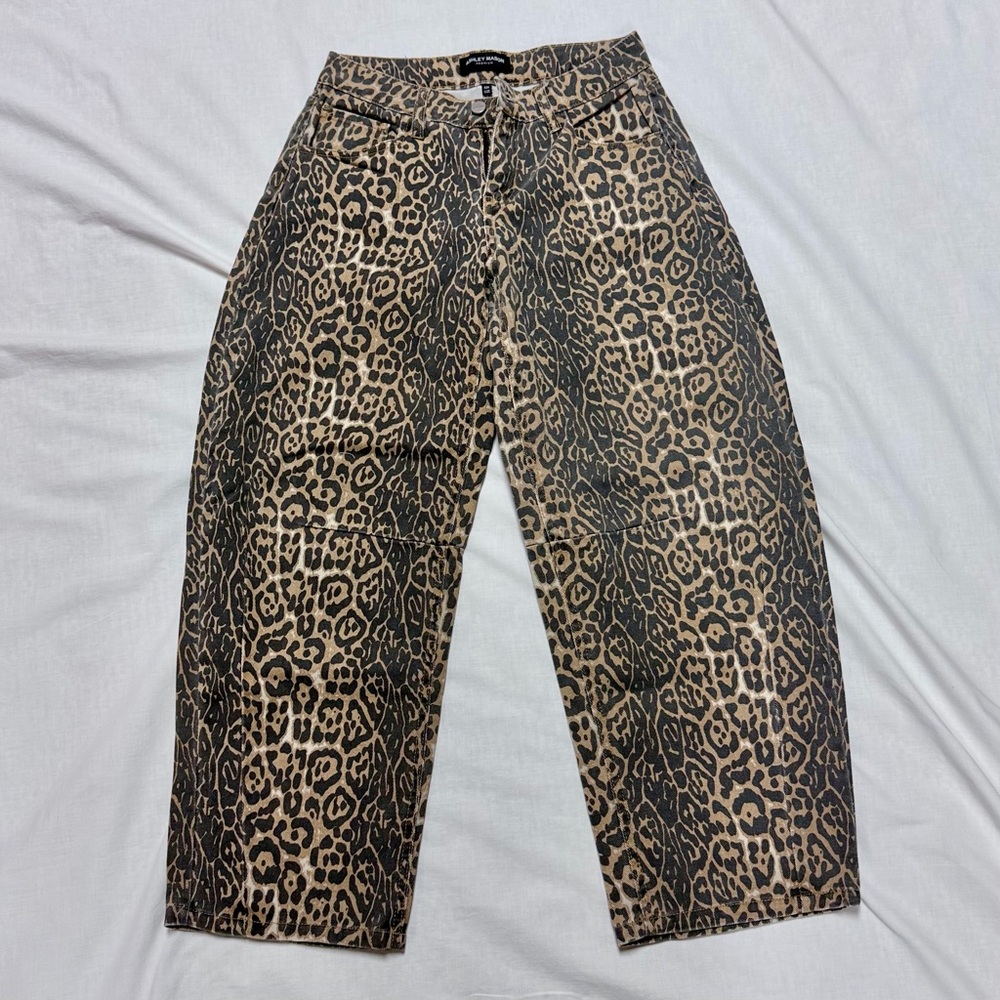 Ashley Mason Leopard Barrel Jeans High Rise Animal Print Denim Size 25 Y2K - Picture 2 of 10